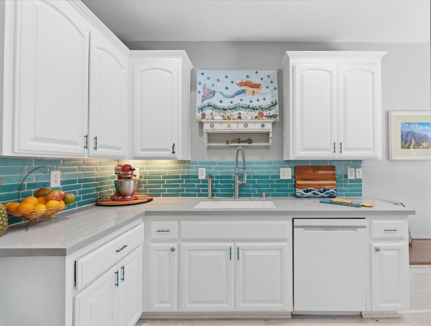 Detail Gallery Image 10 of 40 For 17765 Calle Hermosa, Morgan Hill,  CA 95037 - 3 Beds | 2/1 Baths