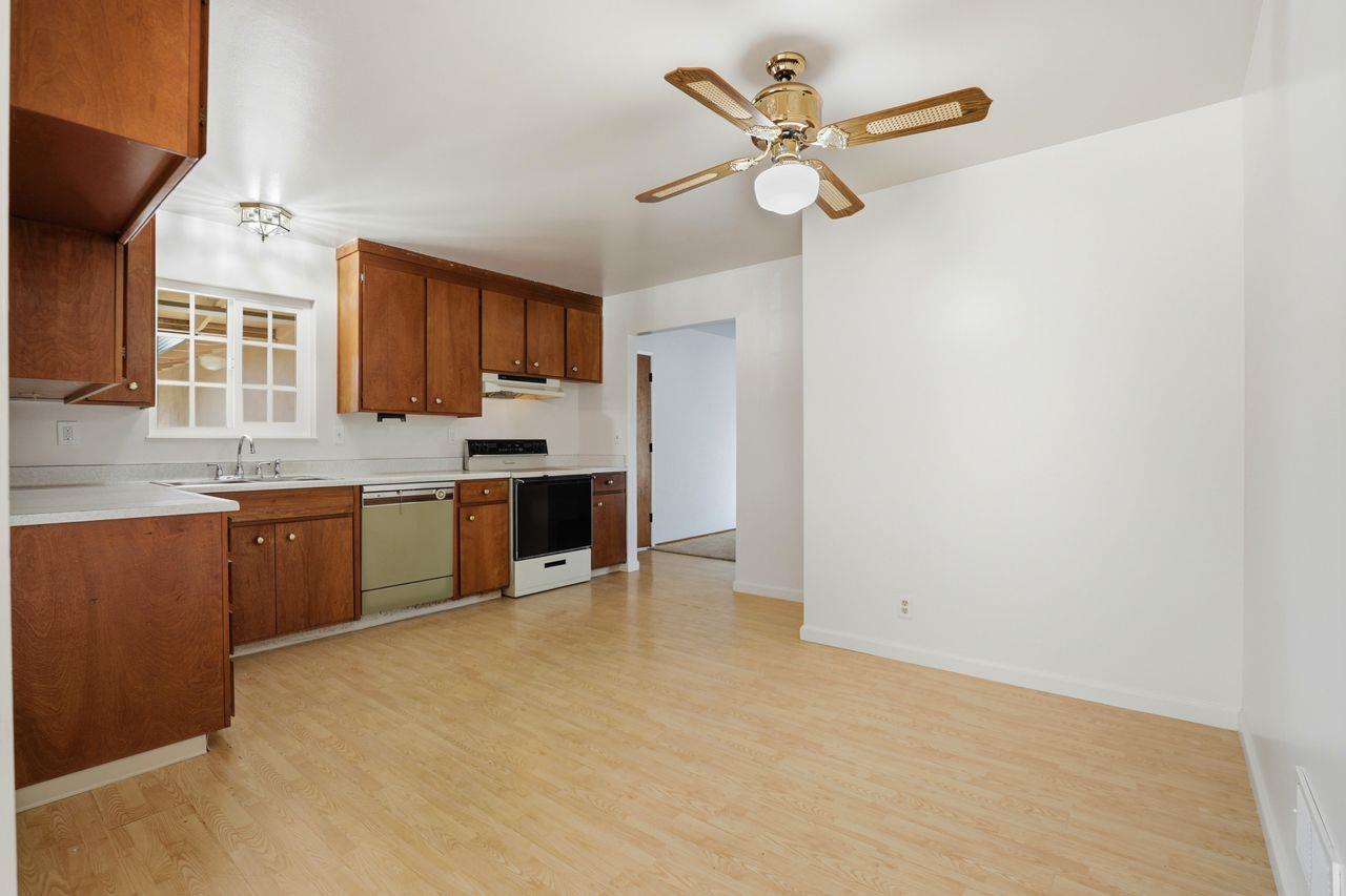 Detail Gallery Image 20 of 43 For 1666 El Dorado Dr, Salinas,  CA 93906 - 3 Beds | 2 Baths