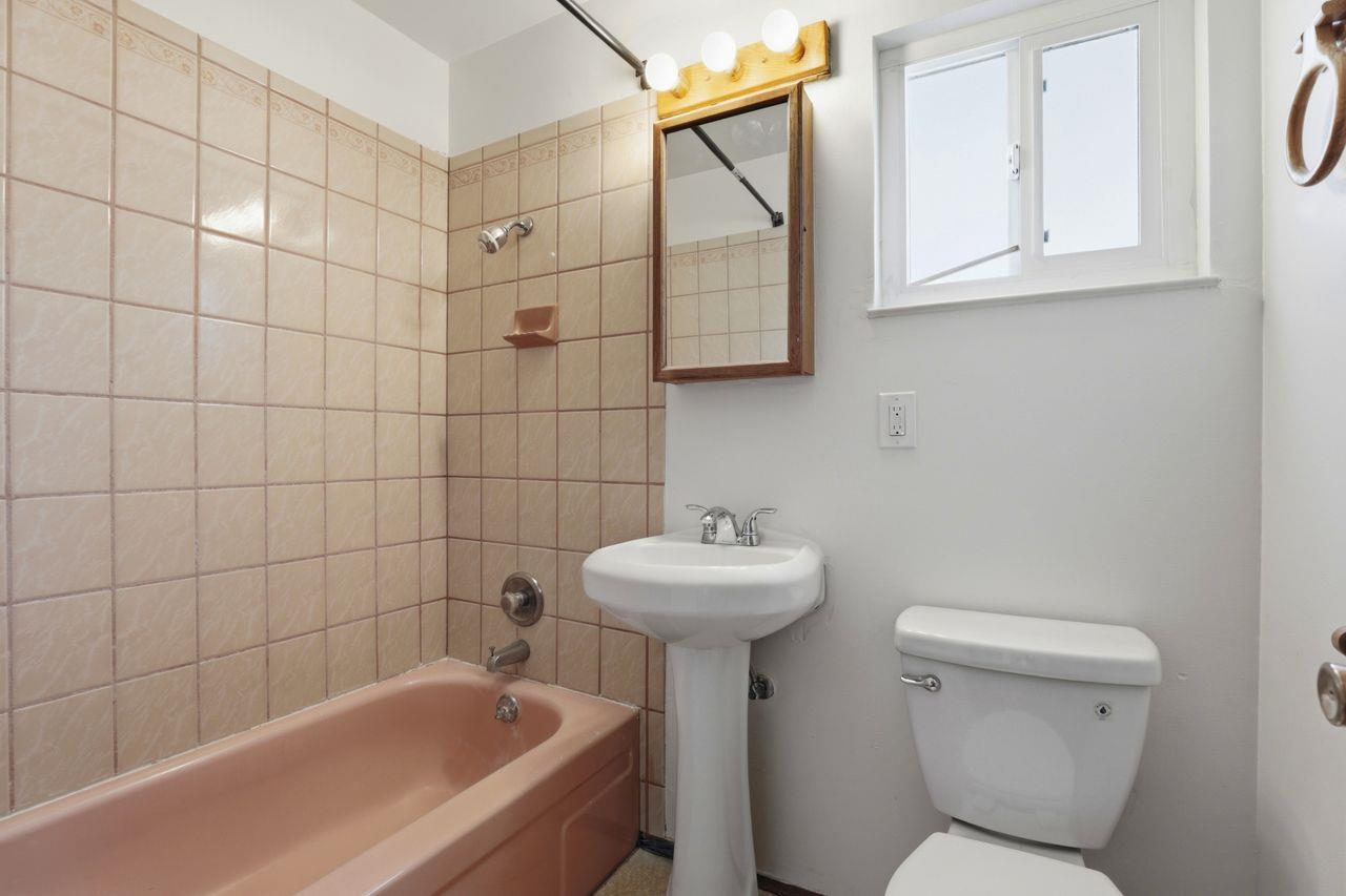 Detail Gallery Image 35 of 43 For 1666 El Dorado Dr, Salinas,  CA 93906 - 3 Beds | 2 Baths