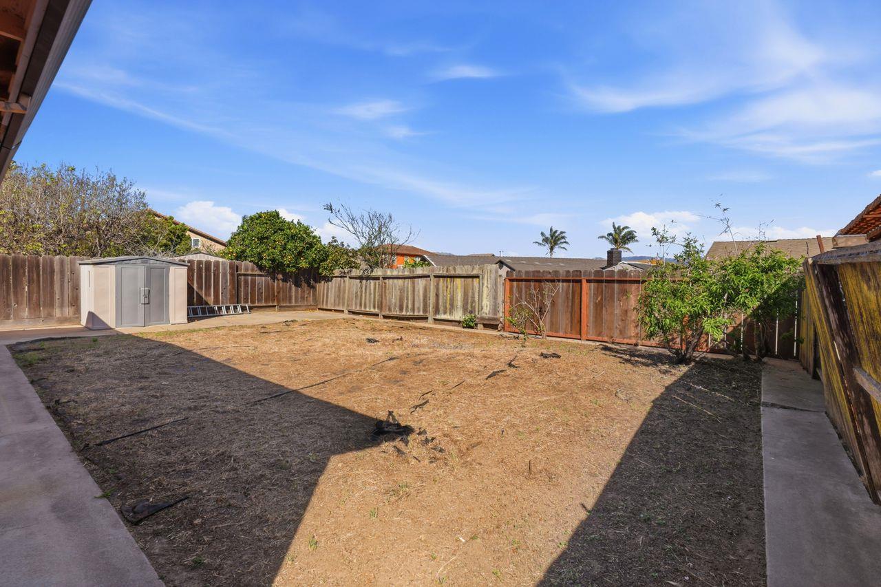 Detail Gallery Image 36 of 43 For 1666 El Dorado Dr, Salinas,  CA 93906 - 3 Beds | 2 Baths