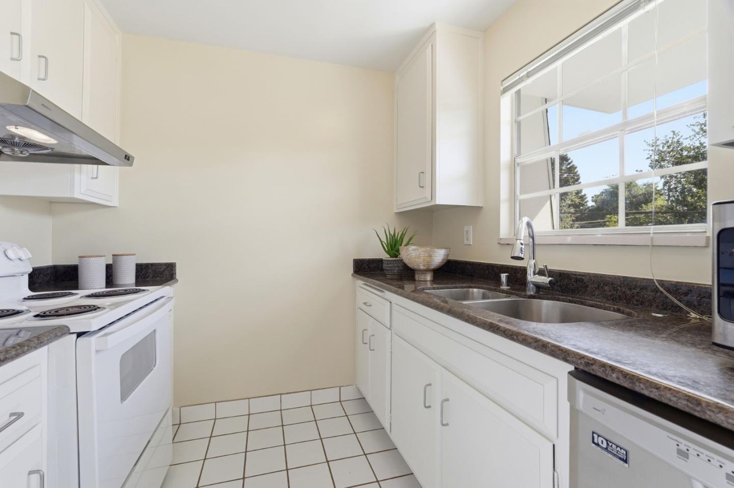 Photo #5: ML82042193 Listing: Photo #5