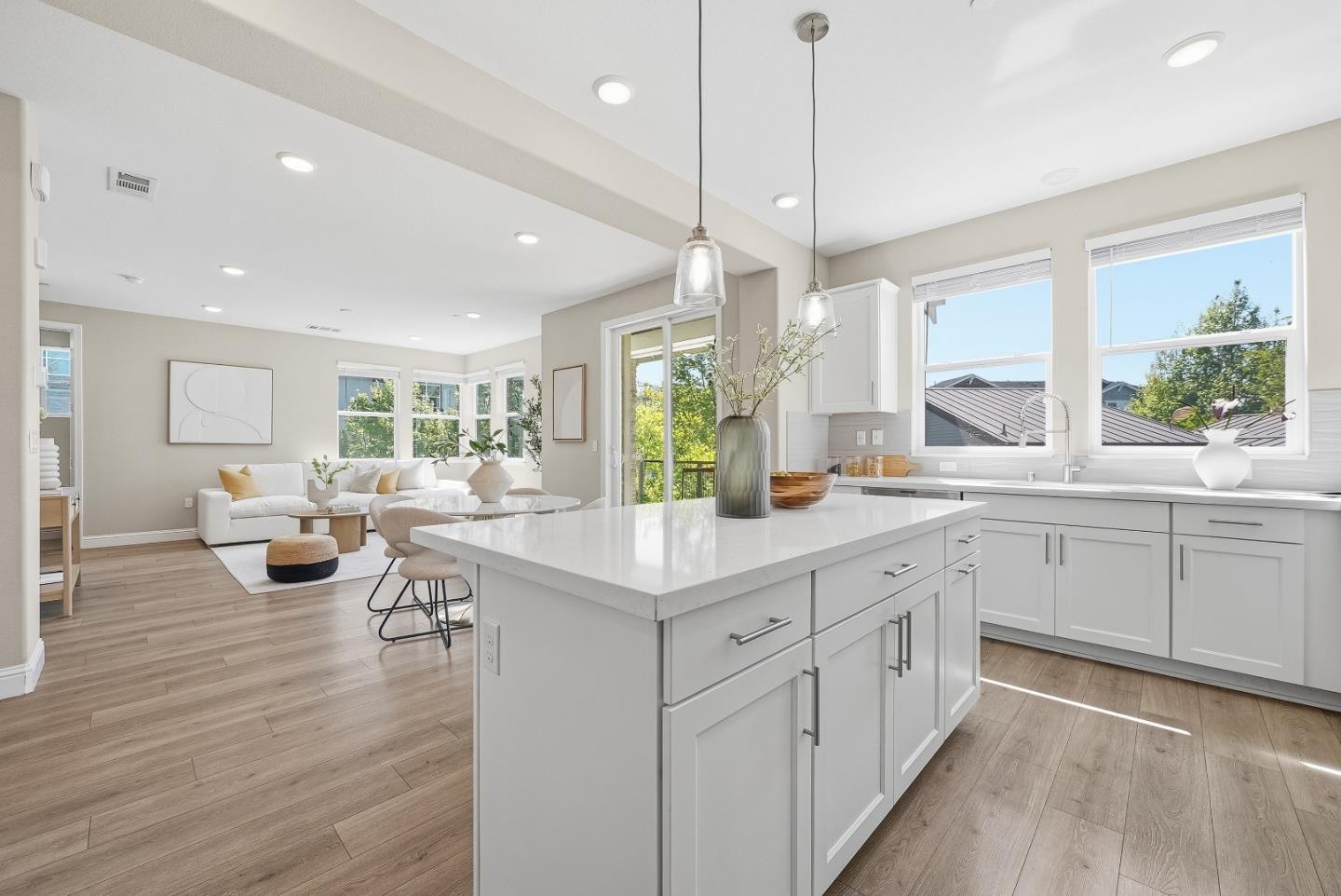 Photo #11: ML82042195 Listing: Photo #11