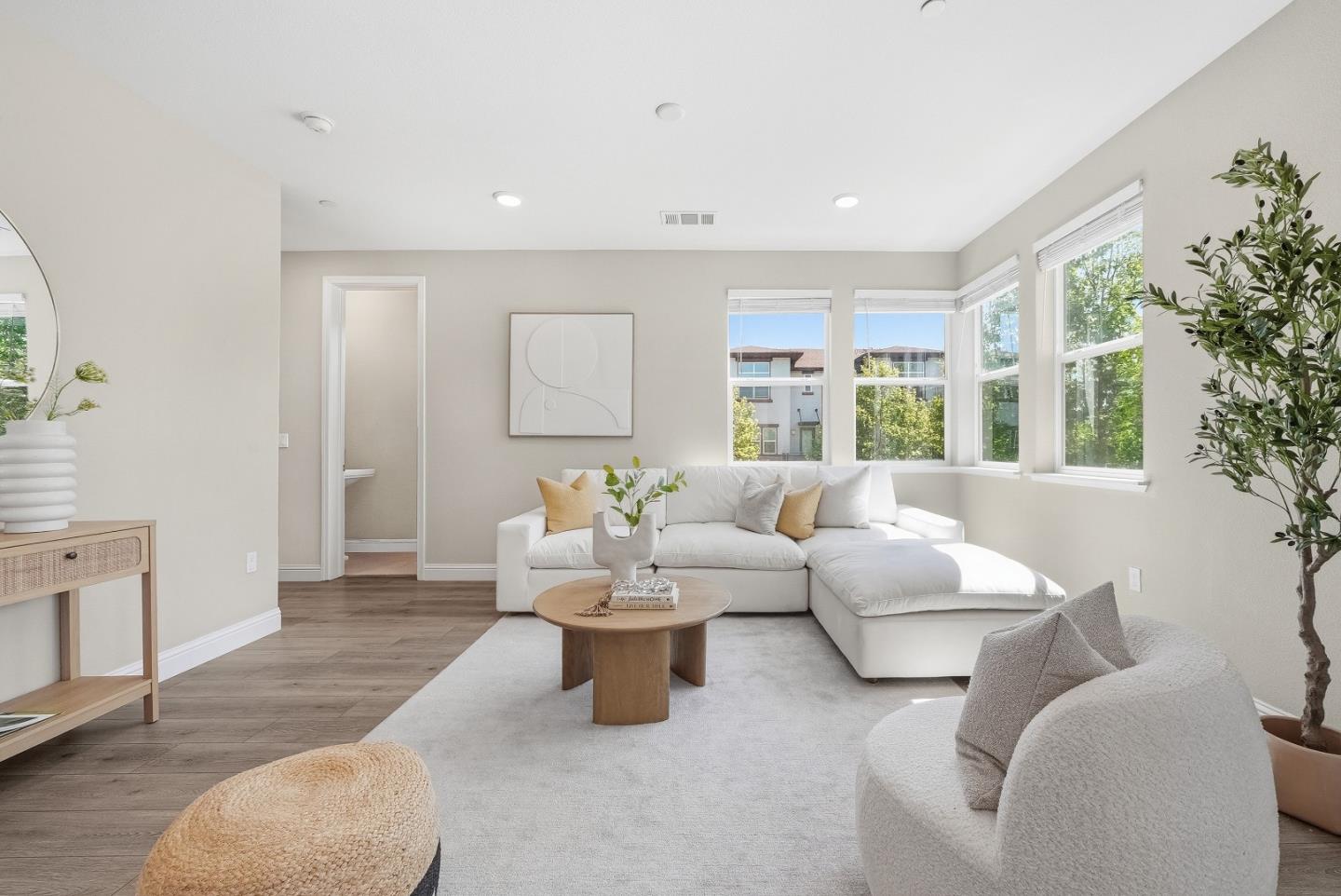 Photo #8: ML82042195 Listing: Photo #8