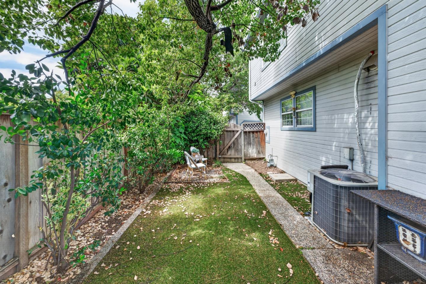 Detail Gallery Image 29 of 37 For 1134 Monroe St, Santa Clara,  CA 95050 - 2 Beds | 2/1 Baths