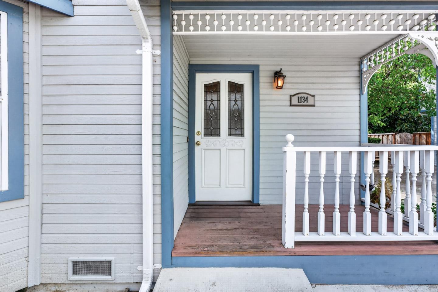 Detail Gallery Image 3 of 37 For 1134 Monroe St, Santa Clara,  CA 95050 - 2 Beds | 2/1 Baths