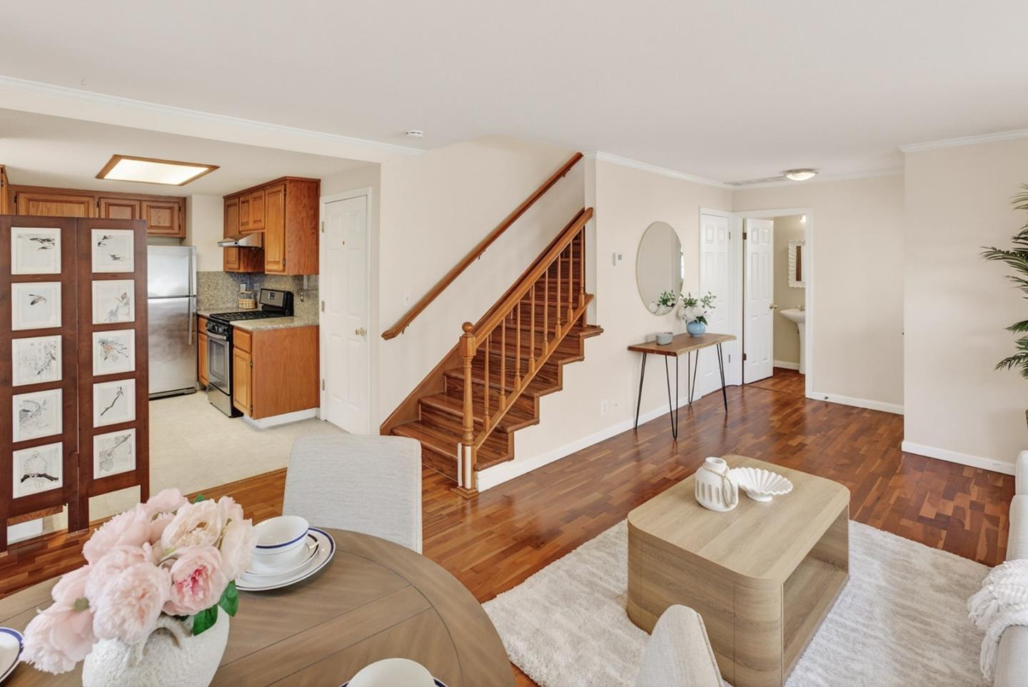 Detail Gallery Image 9 of 37 For 1134 Monroe St, Santa Clara,  CA 95050 - 2 Beds | 2/1 Baths