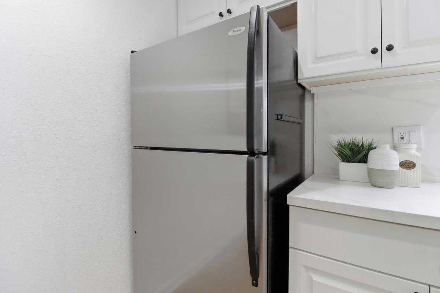 Detail Gallery Image 11 of 25 For 866 Sylvandale Ave, San Jose,  CA 95111 - 6 Beds | 4/1 Baths