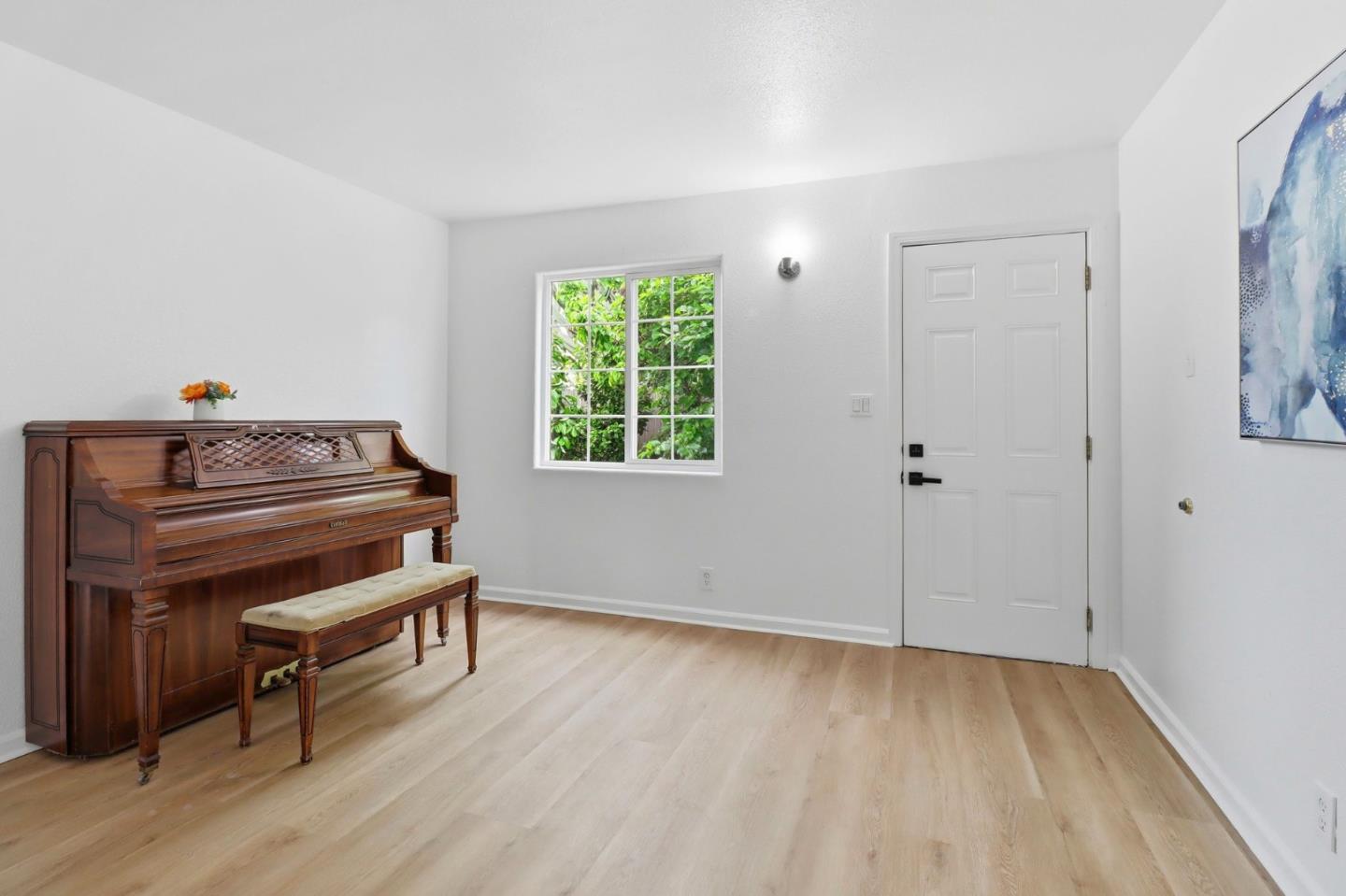 Detail Gallery Image 19 of 25 For 866 Sylvandale Ave, San Jose,  CA 95111 - 6 Beds | 4/1 Baths