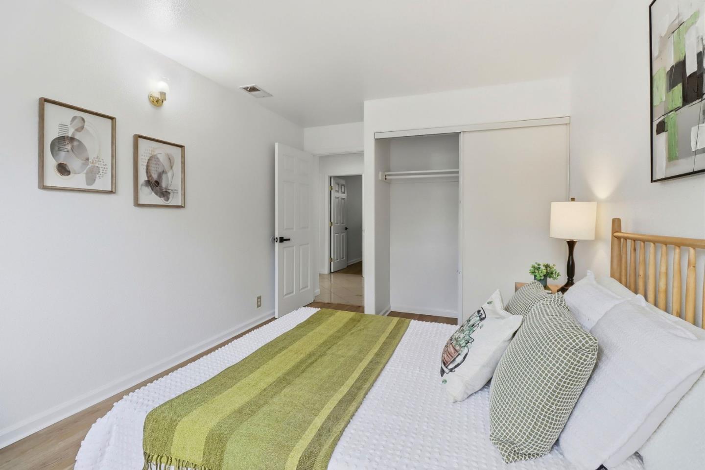 Detail Gallery Image 21 of 25 For 866 Sylvandale Ave, San Jose,  CA 95111 - 6 Beds | 4/1 Baths