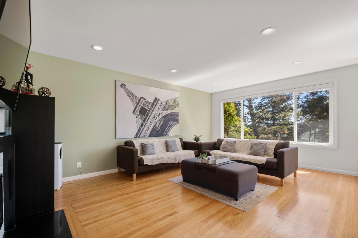 Detail Gallery Image 6 of 33 For 54 Sunview Dr, San Francisco,  CA 94131 - 3 Beds | 2 Baths