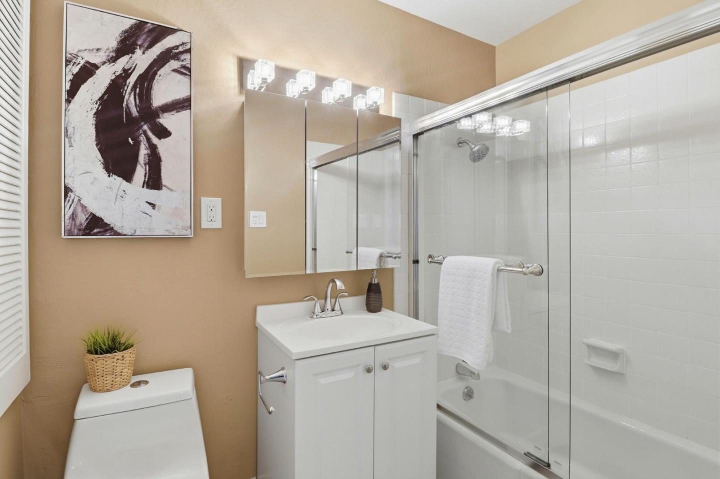 Photo #24: ML82042201 Listing: Photo #24