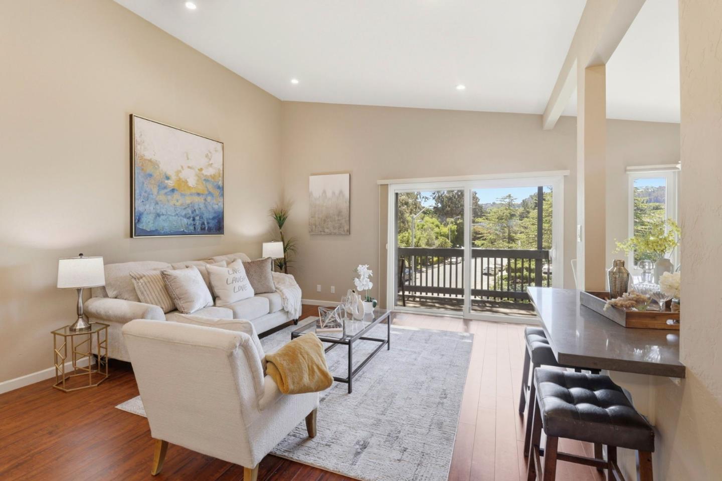 Photo #5: ML82042201 Listing: Photo #5