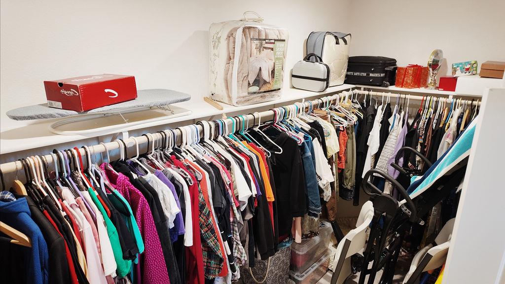 Detail Gallery Image 17 of 39 For 3089 Palomino Way, Hollister,  CA 95023 - 4 Beds | 2/1 Baths