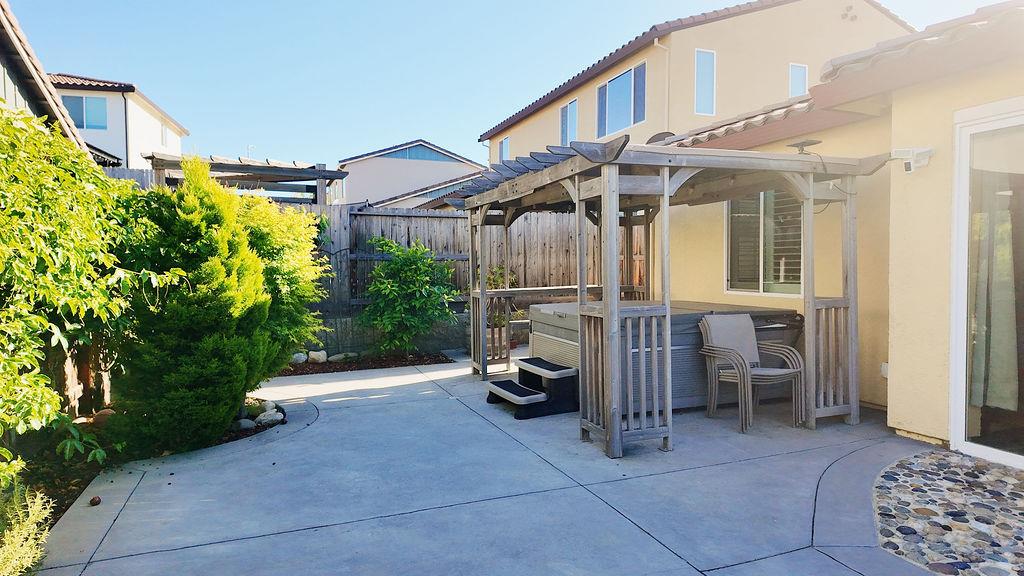 Detail Gallery Image 31 of 39 For 3089 Palomino Way, Hollister,  CA 95023 - 4 Beds | 2/1 Baths