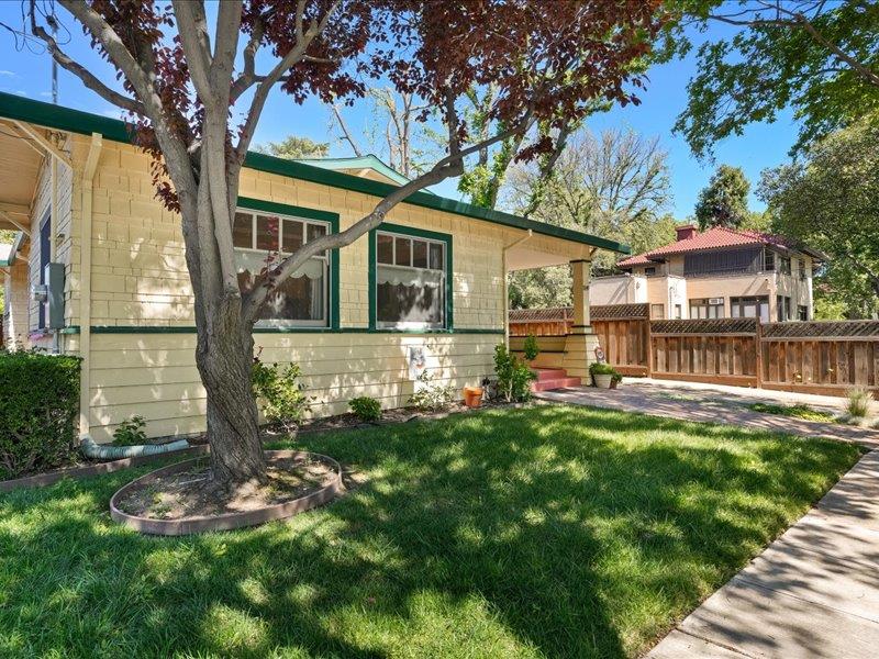 Detail Gallery Image 4 of 44 For 1149 Singletary Ave, San Jose,  CA 95126 - 2 Beds | 2 Baths