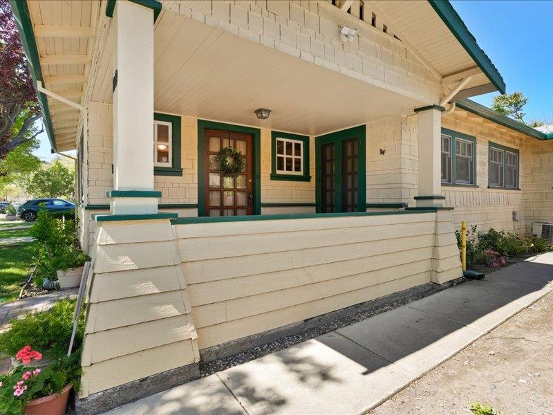 Detail Gallery Image 7 of 44 For 1149 Singletary Ave, San Jose,  CA 95126 - 2 Beds | 2 Baths