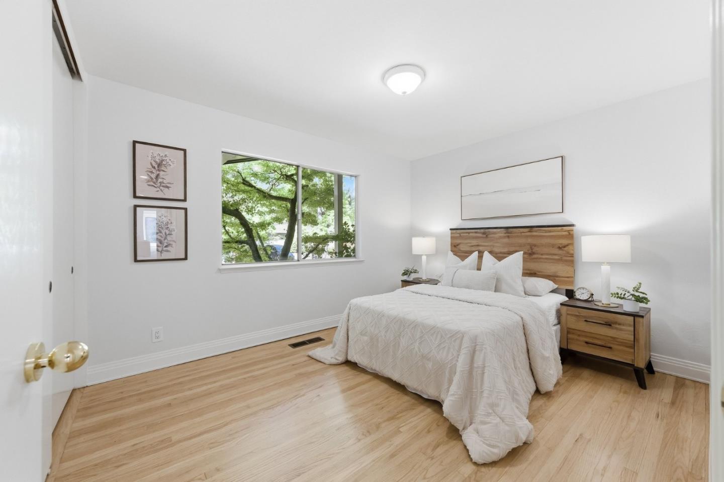 Detail Gallery Image 28 of 64 For 873 Lockhaven Dr, Los Altos,  CA 94024 - 4 Beds | 2/1 Baths