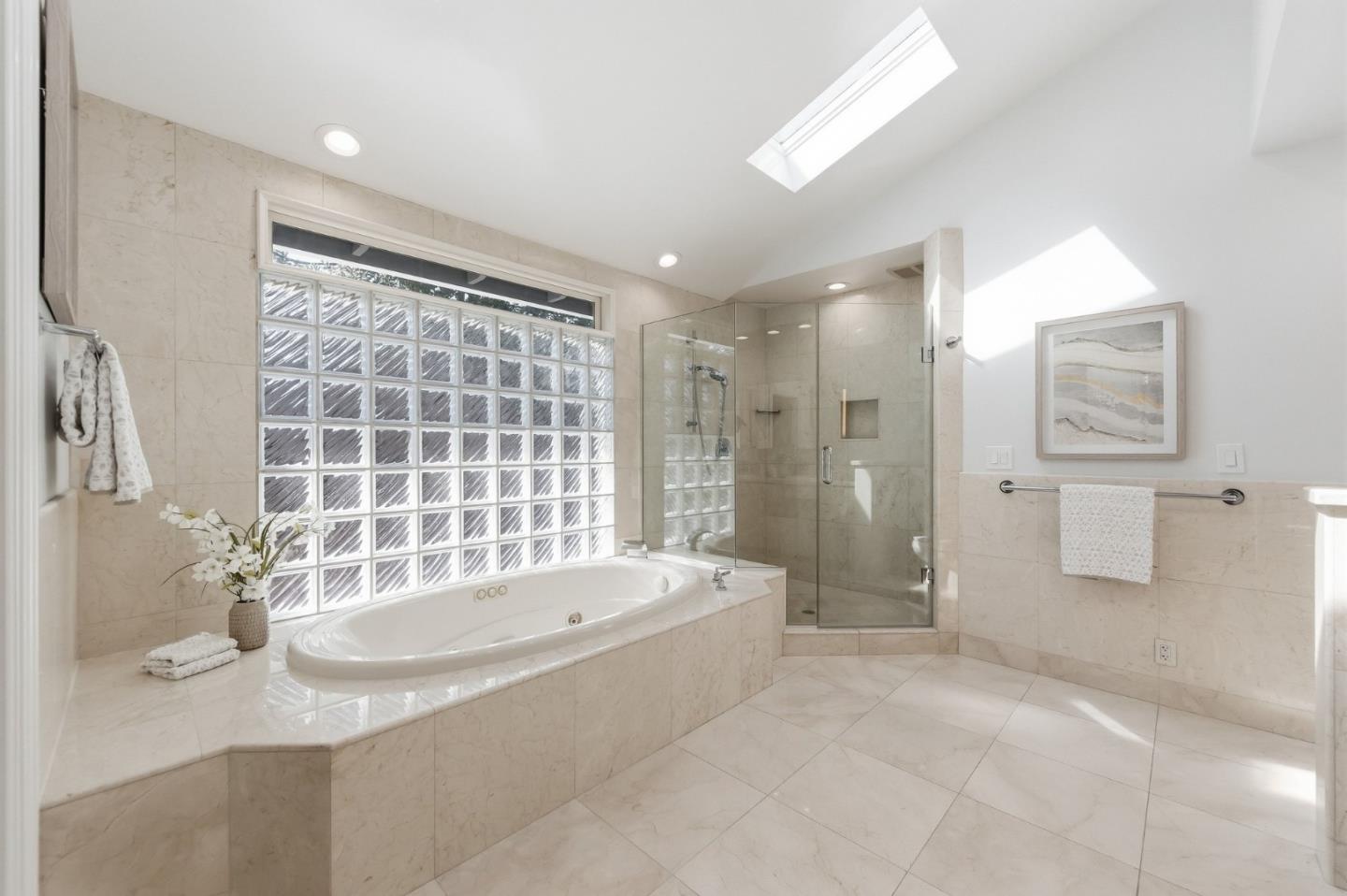 Detail Gallery Image 31 of 64 For 873 Lockhaven Dr, Los Altos,  CA 94024 - 4 Beds | 2/1 Baths