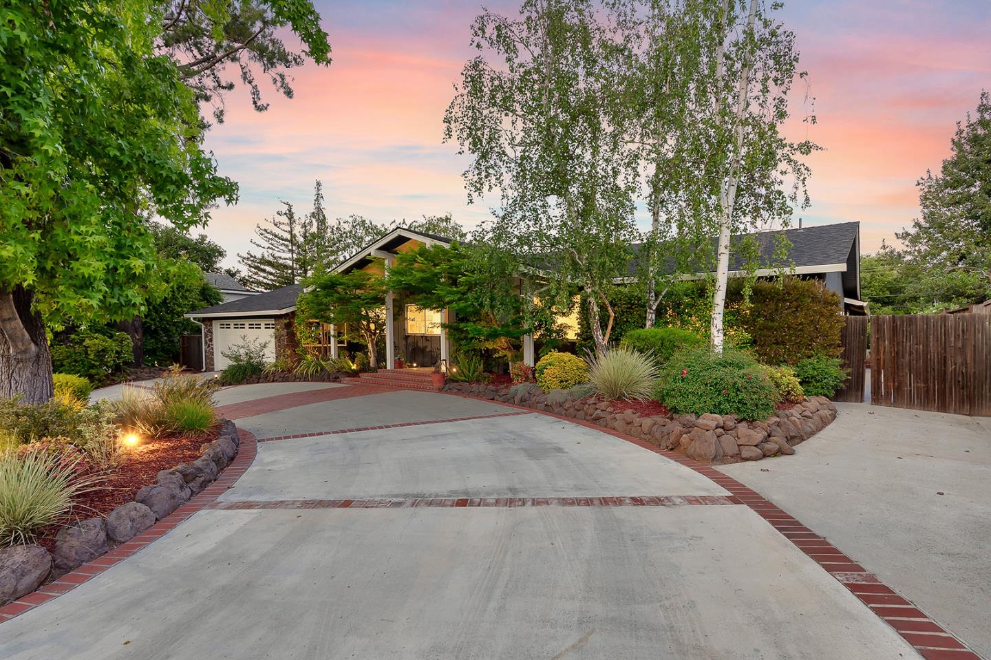 Detail Gallery Image 55 of 64 For 873 Lockhaven Dr, Los Altos,  CA 94024 - 4 Beds | 2/1 Baths