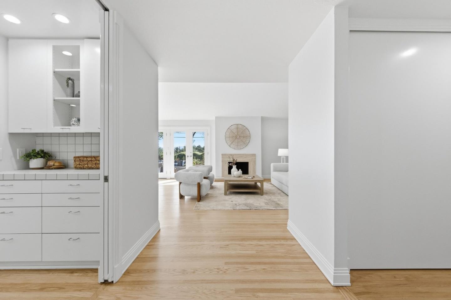 Detail Gallery Image 6 of 64 For 873 Lockhaven Dr, Los Altos,  CA 94024 - 4 Beds | 2/1 Baths