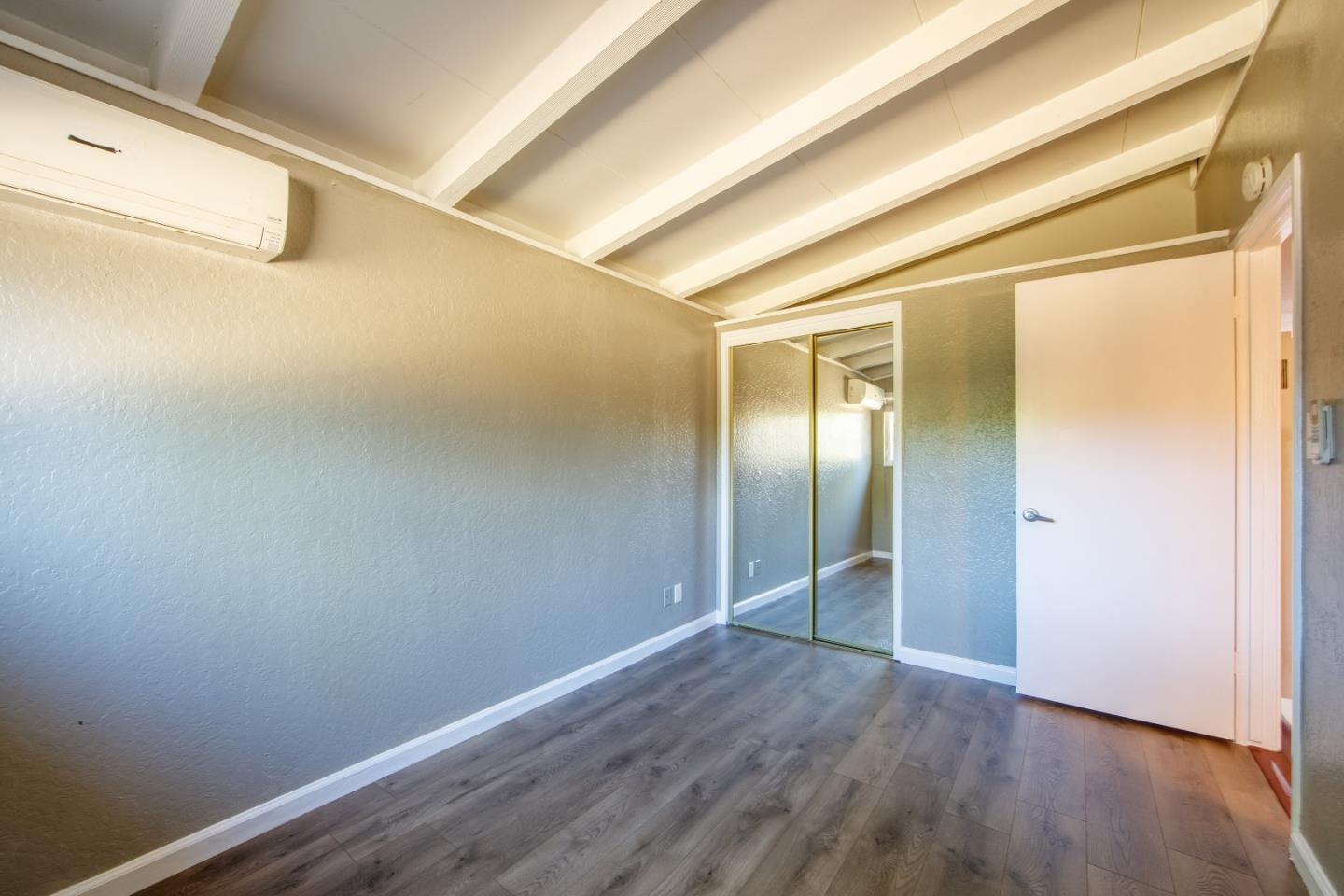 Detail Gallery Image 21 of 38 For 1177 Redrock Ct, Sunnyvale,  CA 94089 - 3 Beds | 2 Baths