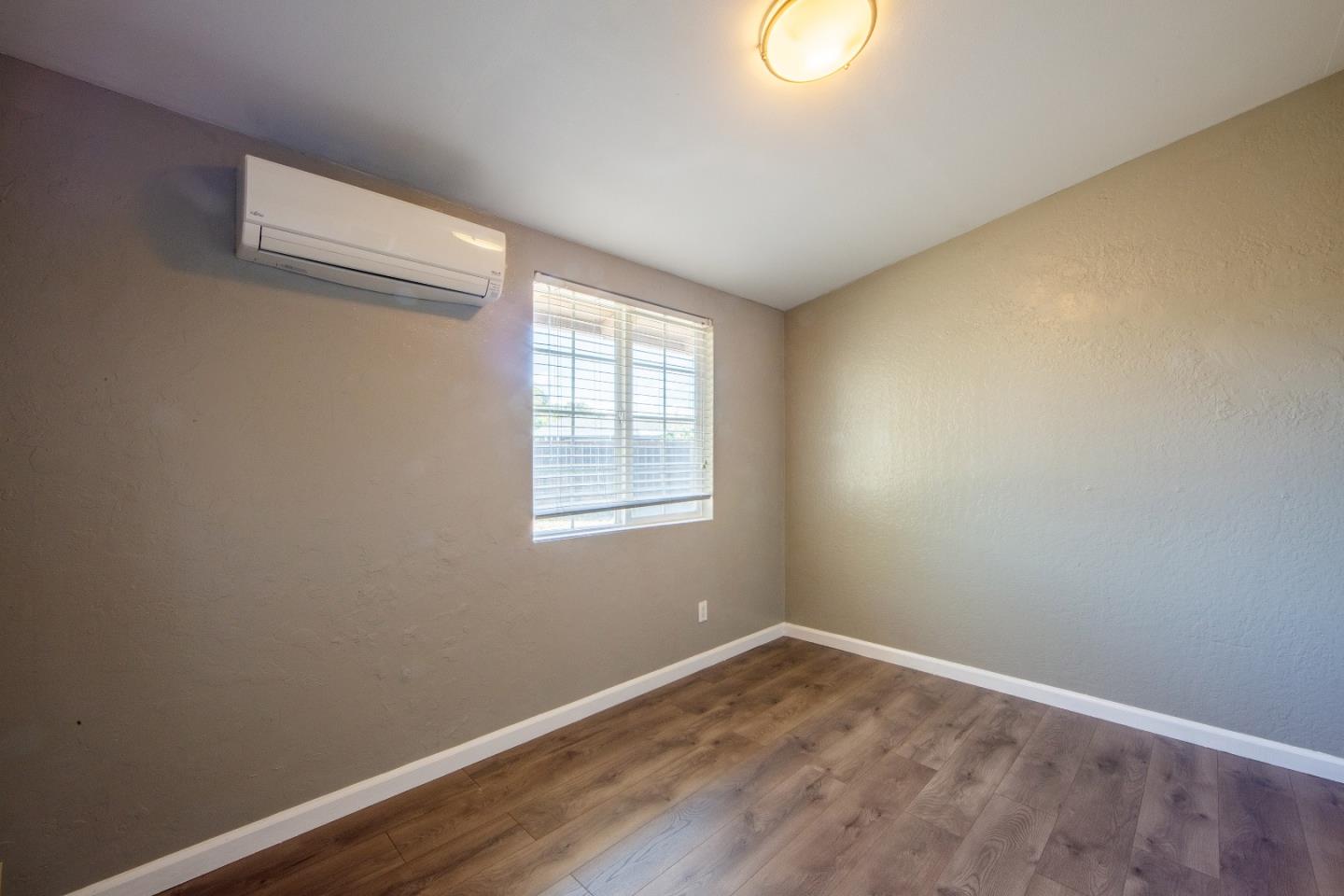 Detail Gallery Image 24 of 38 For 1177 Redrock Ct, Sunnyvale,  CA 94089 - 3 Beds | 2 Baths