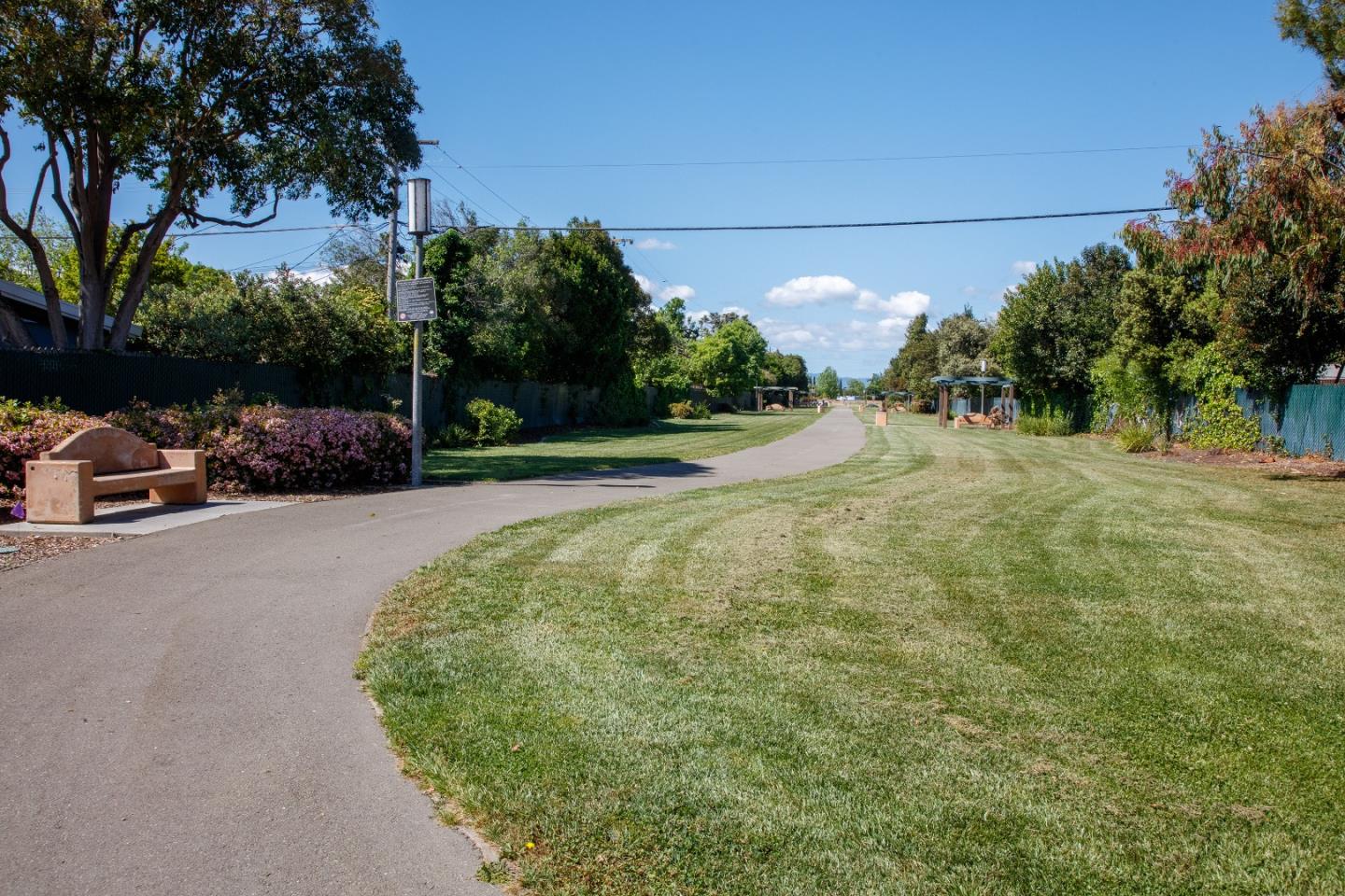 Detail Gallery Image 31 of 38 For 1177 Redrock Ct, Sunnyvale,  CA 94089 - 3 Beds | 2 Baths