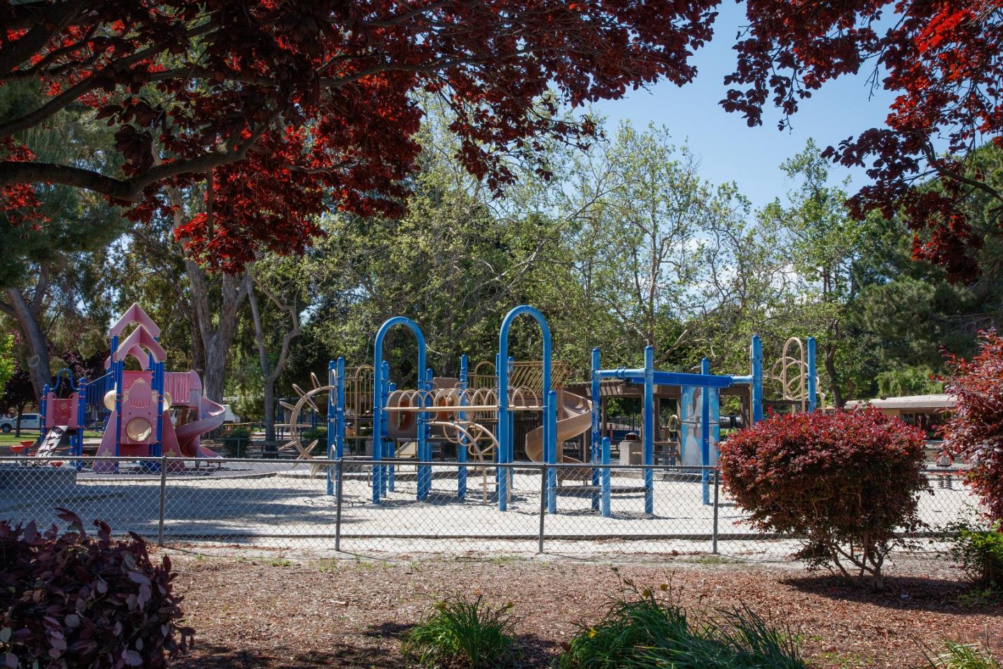 Detail Gallery Image 33 of 38 For 1177 Redrock Ct, Sunnyvale,  CA 94089 - 3 Beds | 2 Baths