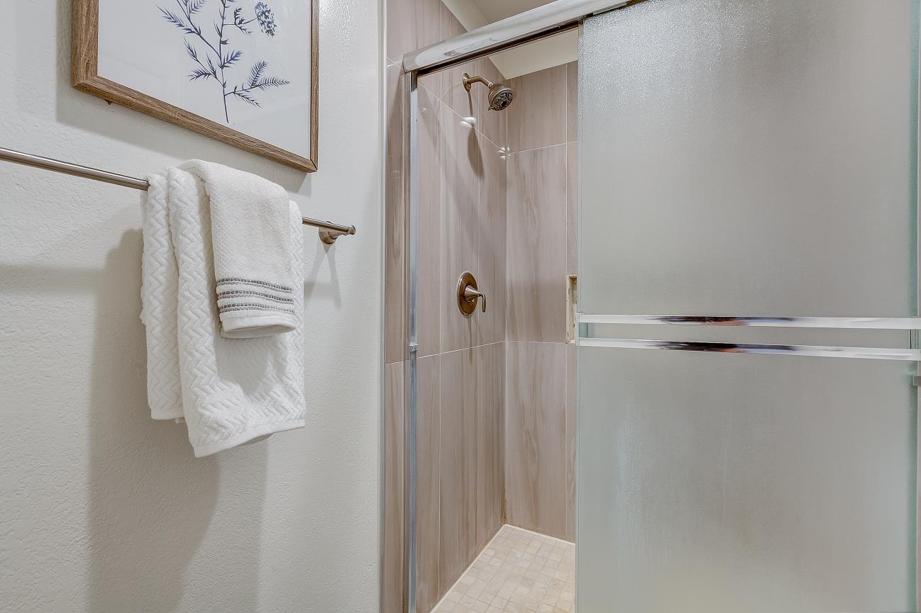 Photo #21: ML82042207 Listing: Photo #21