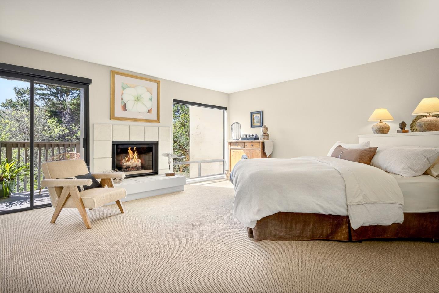 Detail Gallery Image 9 of 16 For 7 via Joaquin #5,  Monterey,  CA 93940 - 2 Beds | 2/1 Baths