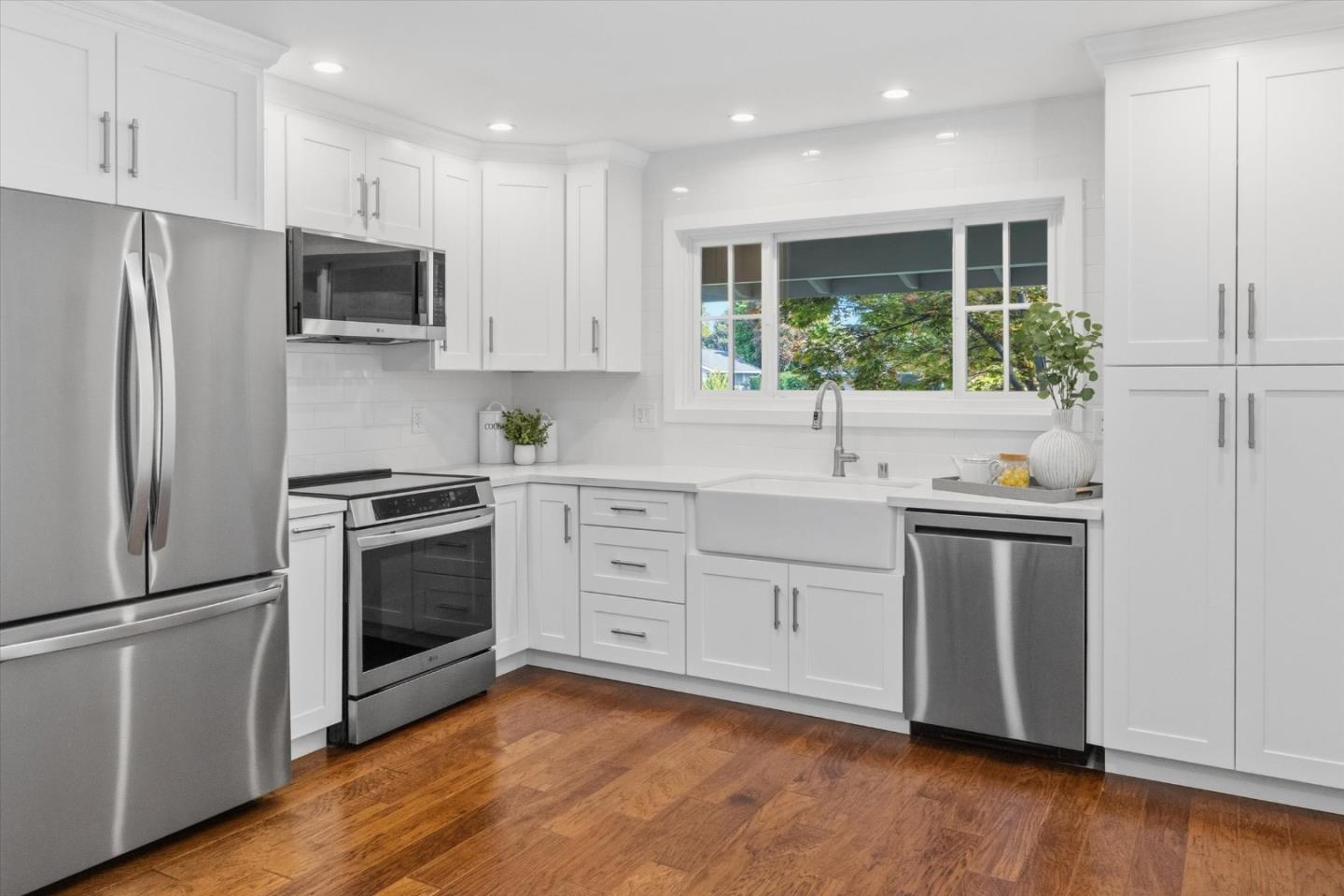 Detail Gallery Image 14 of 27 For 1611 Glenfield, San Jose,  CA 95125 - 3 Beds | 2 Baths