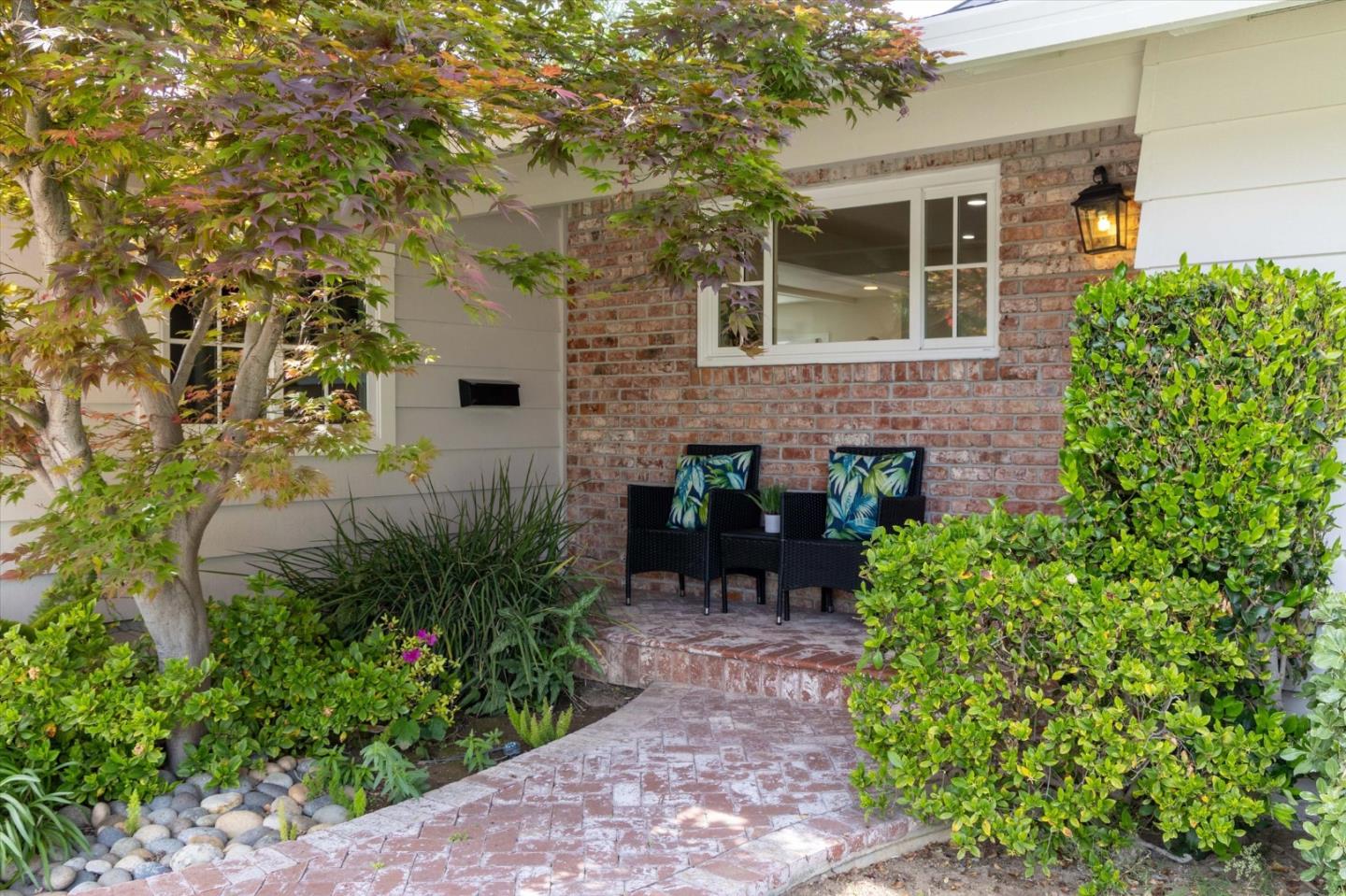 Detail Gallery Image 3 of 27 For 1611 Glenfield, San Jose,  CA 95125 - 3 Beds | 2 Baths