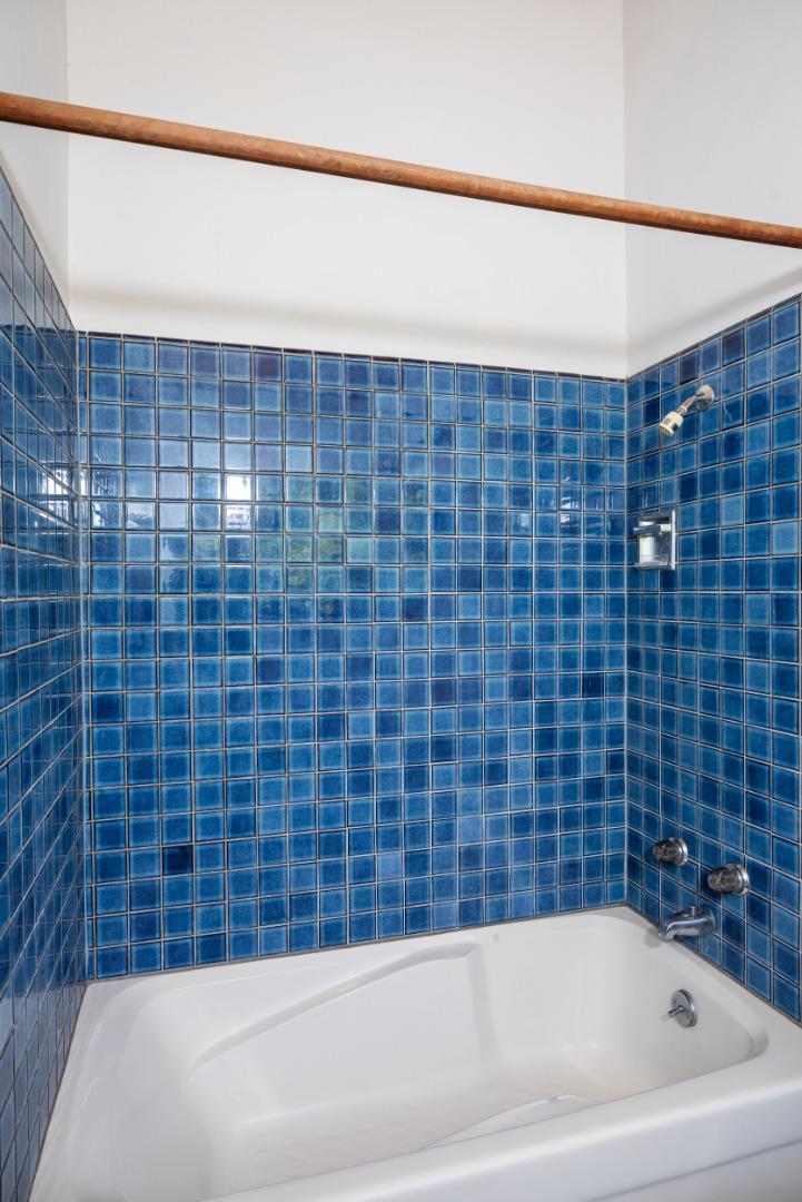 Detail Gallery Image 22 of 37 For 800 Loyola Dr, Los Altos,  CA 94024 - 3 Beds | 3 Baths