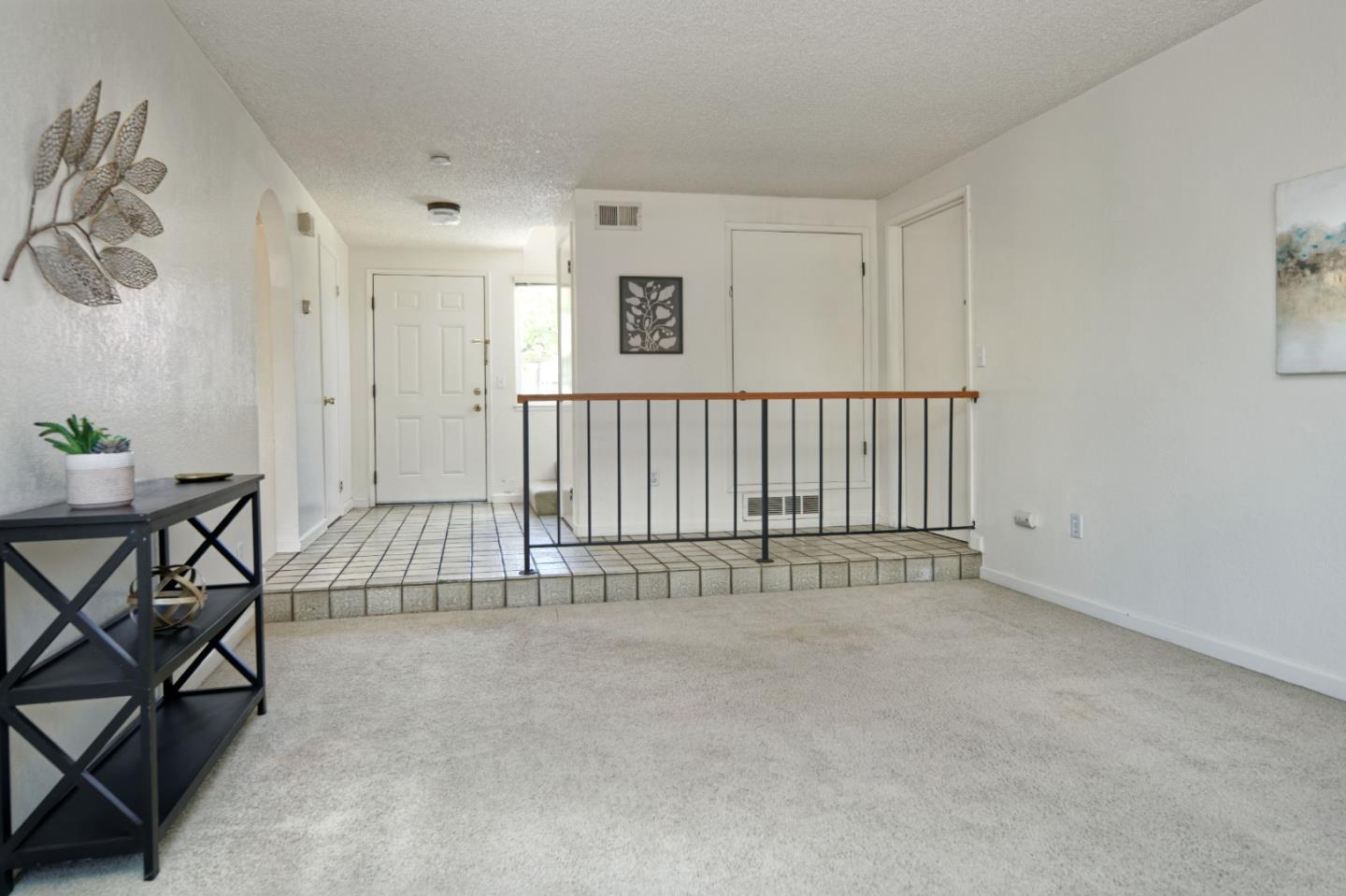 Photo #9: ML82042216 Listing: Photo #9