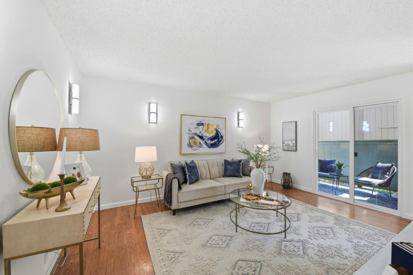 Detail Gallery Image 2 of 32 For 2567 Easton Ln #27,  San Jose,  CA 95133 - 2 Beds | 2 Baths