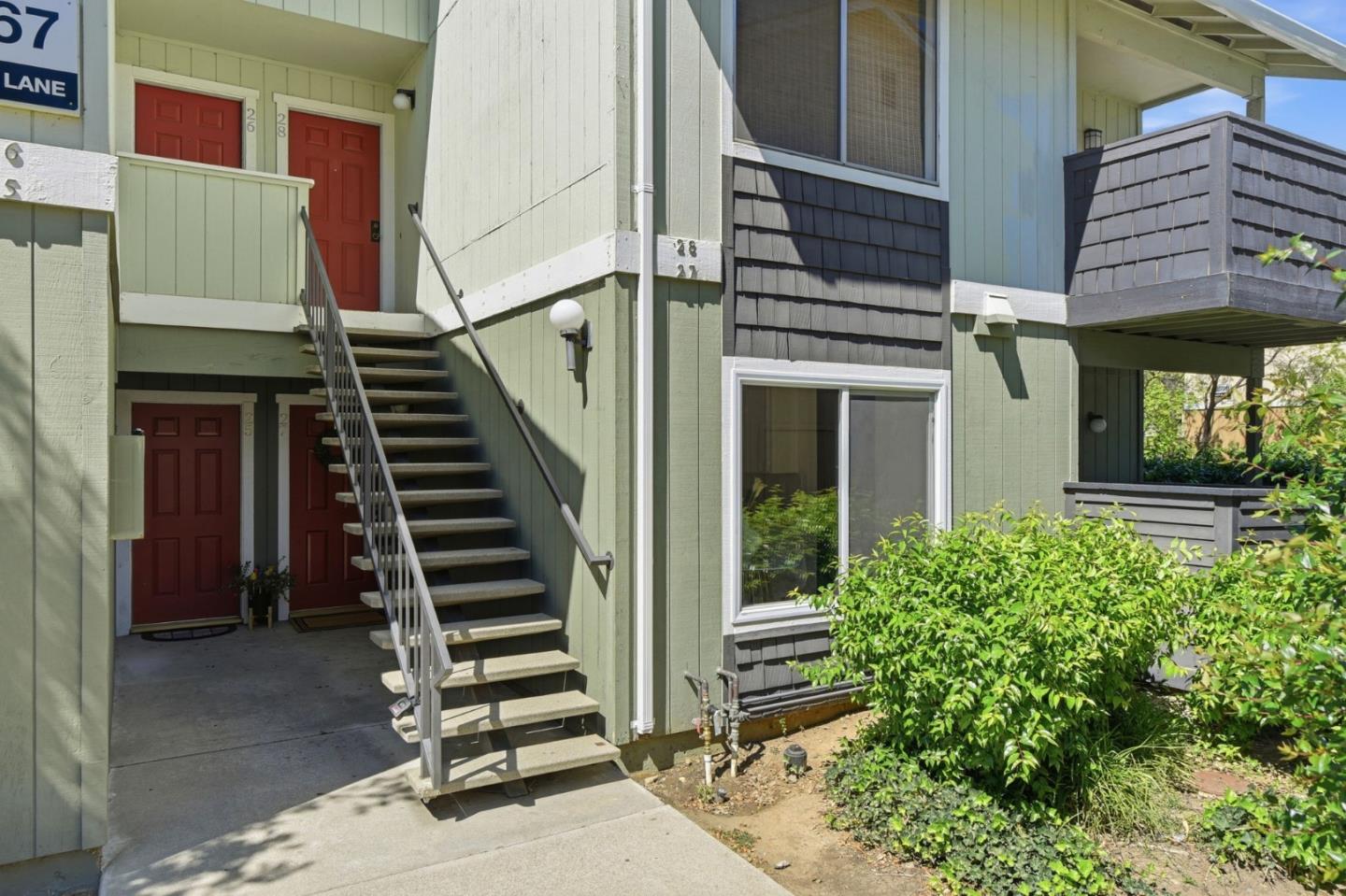 Detail Gallery Image 3 of 32 For 2567 Easton Ln #27,  San Jose,  CA 95133 - 2 Beds | 2 Baths