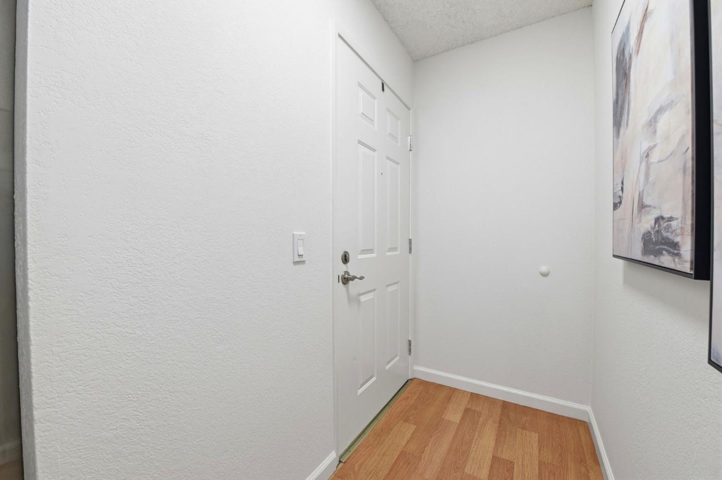 Detail Gallery Image 5 of 32 For 2567 Easton Ln #27,  San Jose,  CA 95133 - 2 Beds | 2 Baths