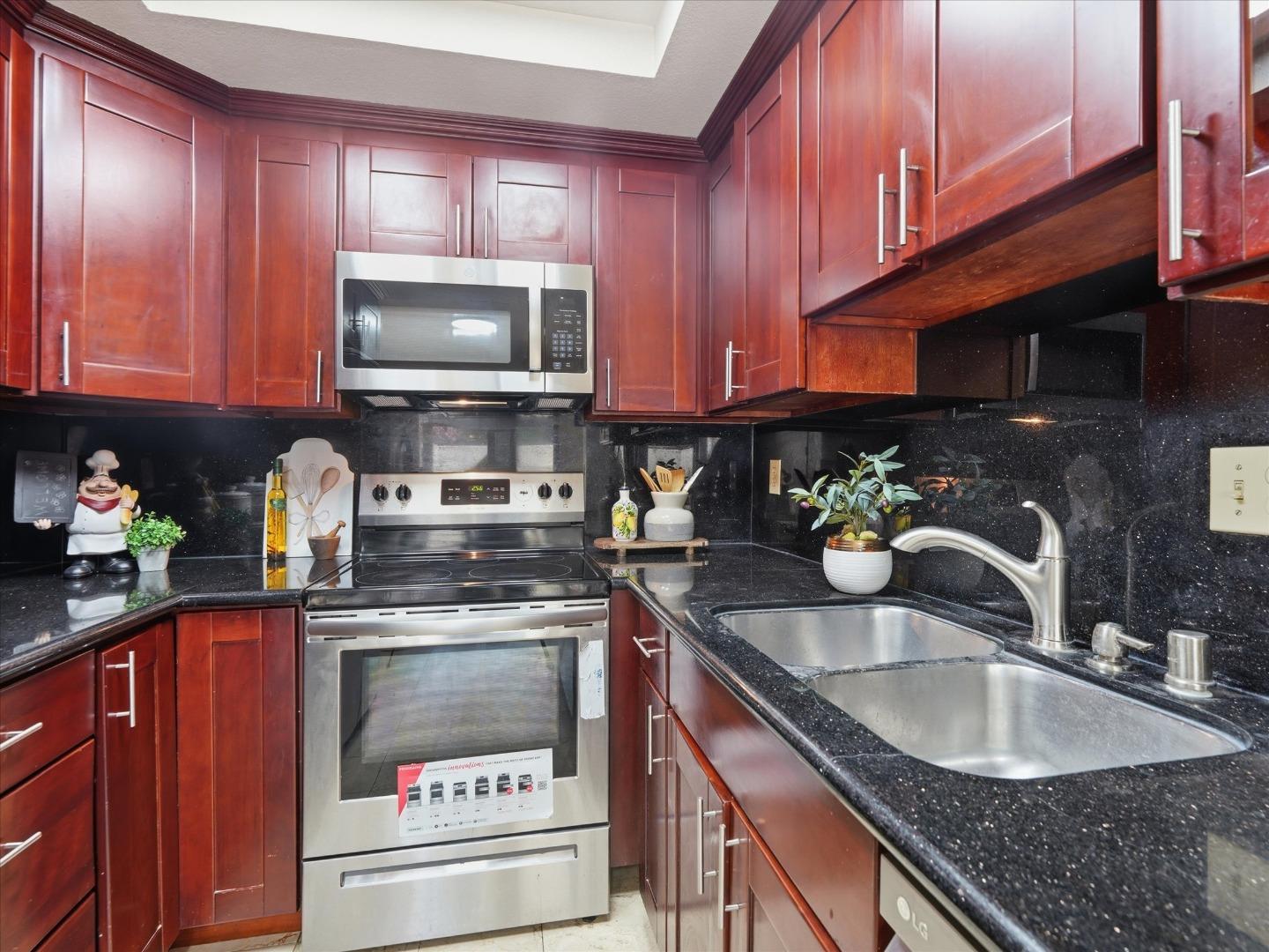 Photo #15: ML82042218 Listing: Photo #15