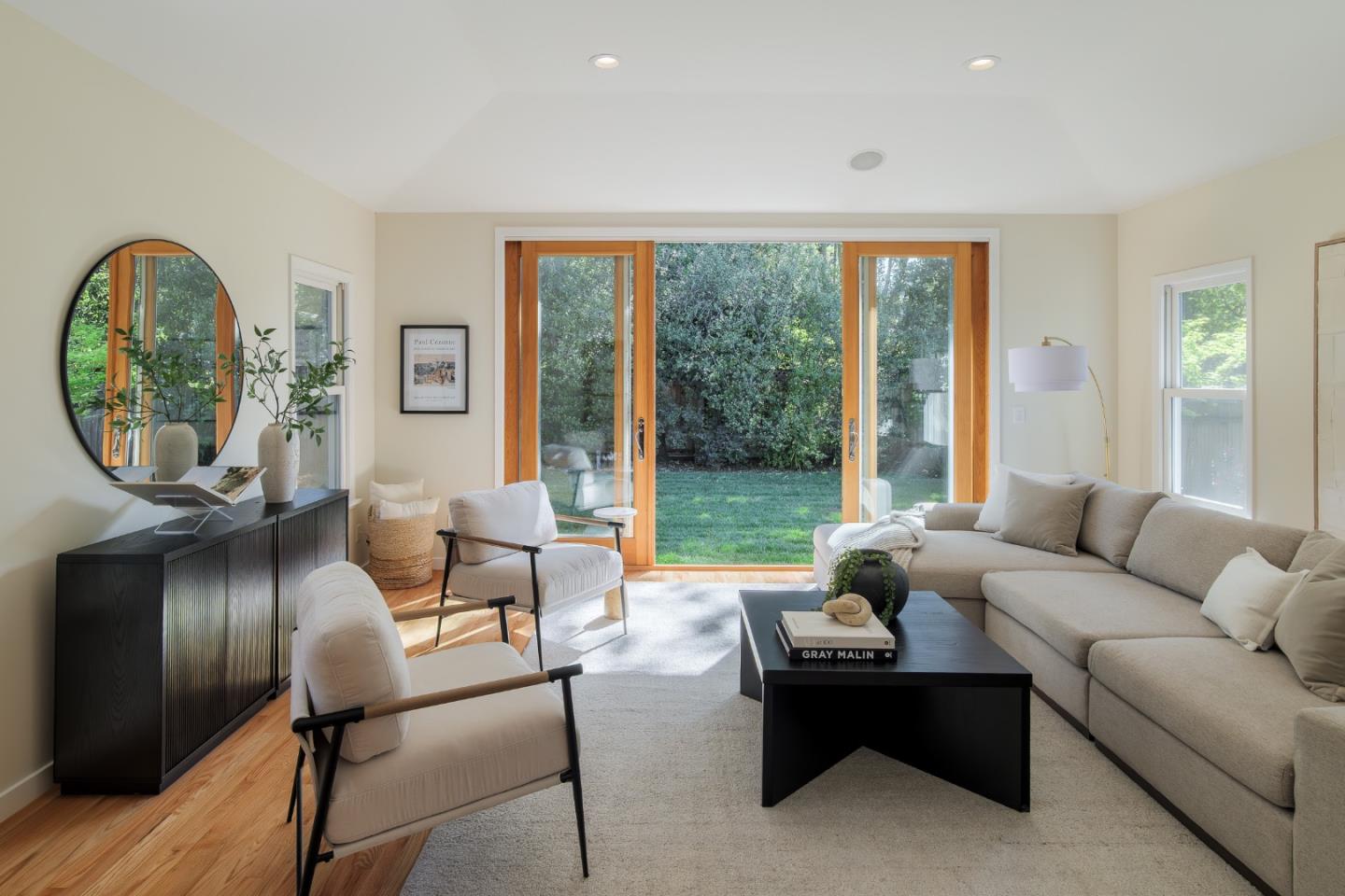 Detail Gallery Image 10 of 26 For 848 Boyce Ave, Palo Alto,  CA 94301 - 3 Beds | 2 Baths