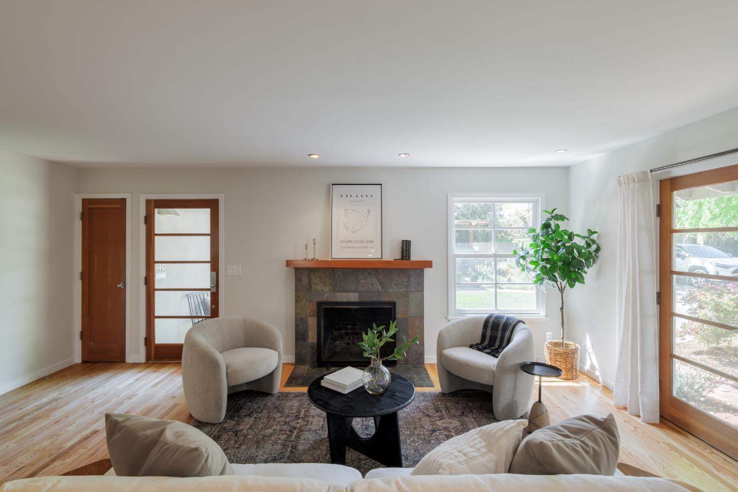 Detail Gallery Image 4 of 26 For 848 Boyce Ave, Palo Alto,  CA 94301 - 3 Beds | 2 Baths