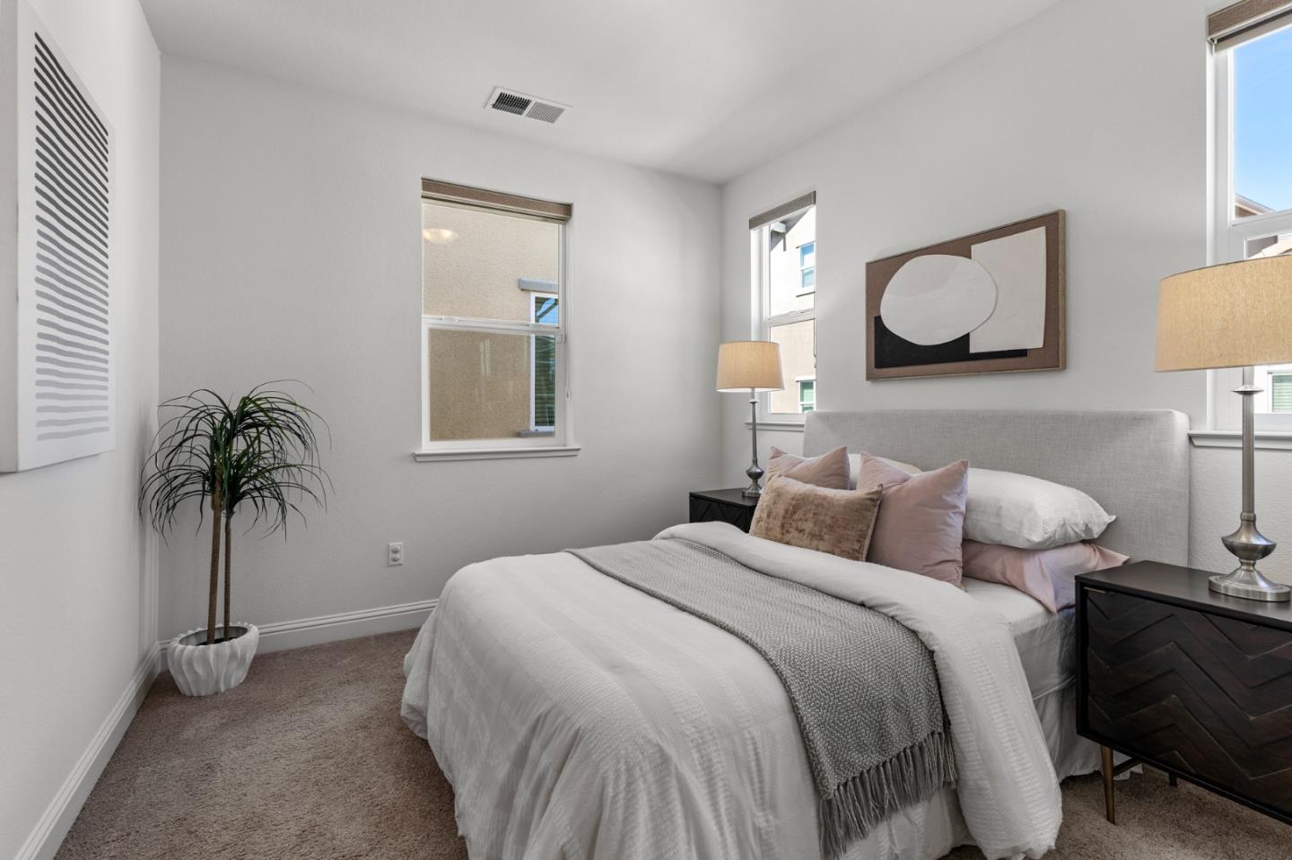 Detail Gallery Image 12 of 19 For 38881 Photinia Pl, Newark,  CA 94560 - 3 Beds | 2/1 Baths