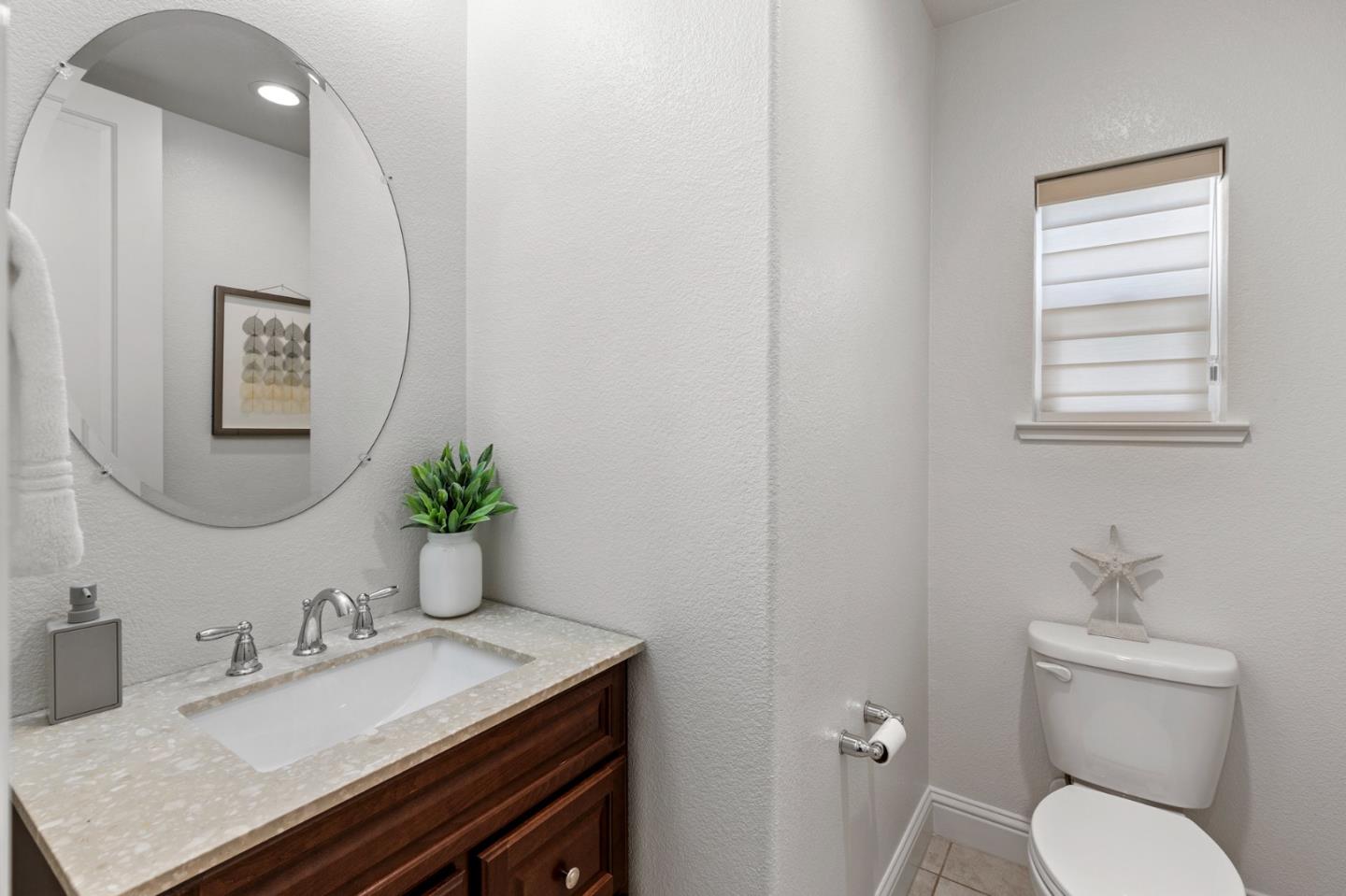 Detail Gallery Image 8 of 19 For 38881 Photinia Pl, Newark,  CA 94560 - 3 Beds | 2/1 Baths