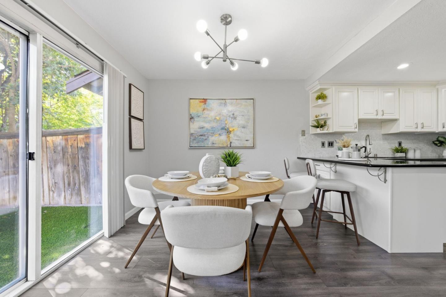 Detail Gallery Image 14 of 54 For 4824 River Trail Ct, San Jose,  CA 95136 - 2 Beds | 2/1 Baths