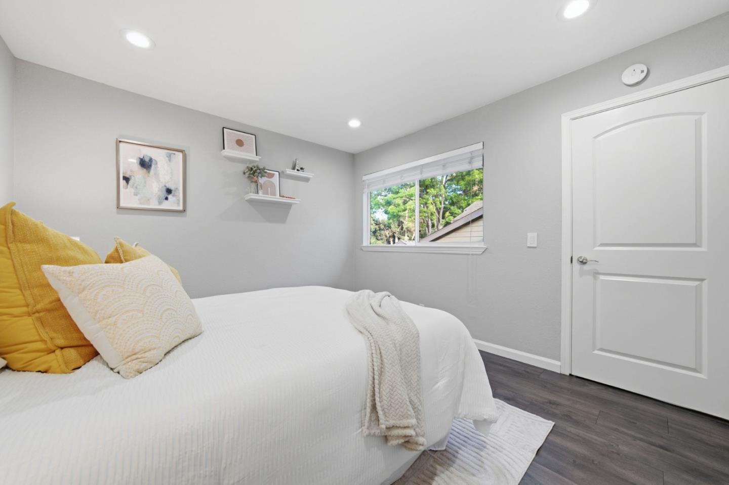Detail Gallery Image 30 of 54 For 4824 River Trail Ct, San Jose,  CA 95136 - 2 Beds | 2/1 Baths