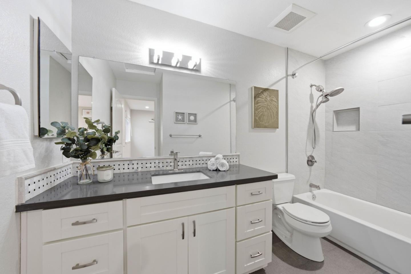 Detail Gallery Image 31 of 54 For 4824 River Trail Ct, San Jose,  CA 95136 - 2 Beds | 2/1 Baths