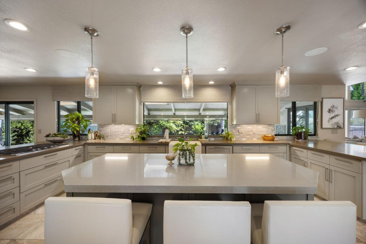 Detail Gallery Image 12 of 35 For 6904 Arrowwood Dr, Riverbank,  CA 95367 - 4 Beds | 2/1 Baths