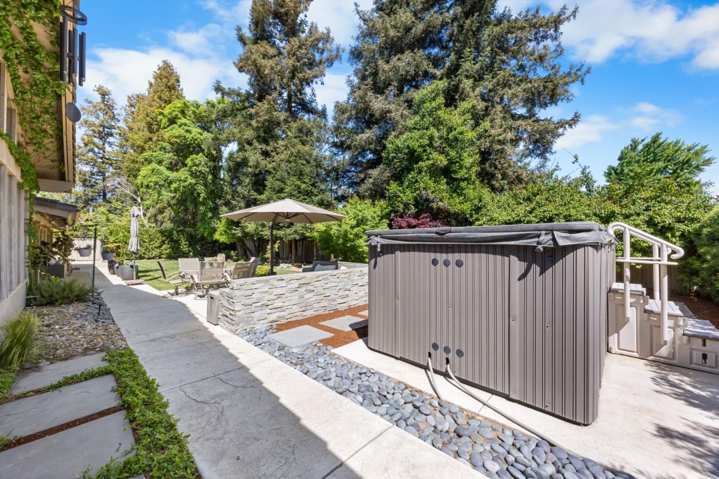 Detail Gallery Image 26 of 35 For 6904 Arrowwood Dr, Riverbank,  CA 95367 - 4 Beds | 2/1 Baths