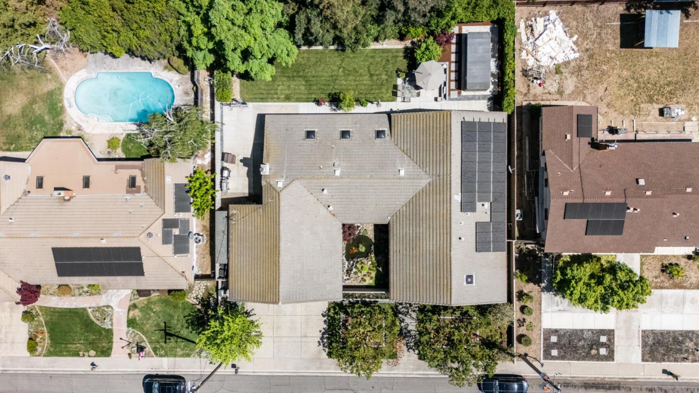 Detail Gallery Image 34 of 35 For 6904 Arrowwood Dr, Riverbank,  CA 95367 - 4 Beds | 2/1 Baths