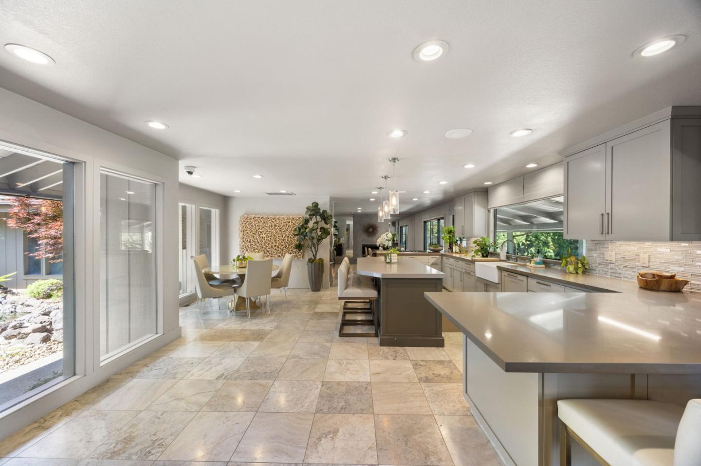 Detail Gallery Image 5 of 35 For 6904 Arrowwood Dr, Riverbank,  CA 95367 - 4 Beds | 2/1 Baths