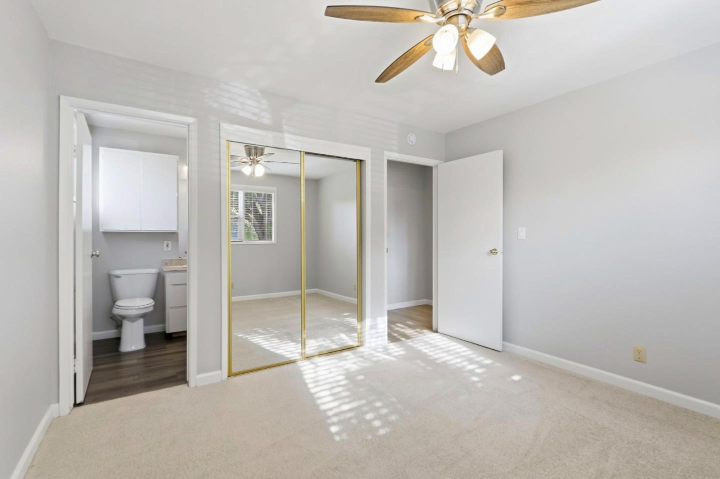 Detail Gallery Image 20 of 34 For 725 Santa Rita St, Sunnyvale,  CA 94085 - 4 Beds | 2/1 Baths